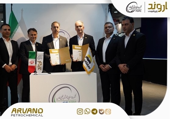 به نقل از روابط عمومی پتروشیمی اروند؛ امضای ۱۸ قرارداد دانش‌بنیان در ایران پتروکم ۱۴۰۴ / همکاری همگا...